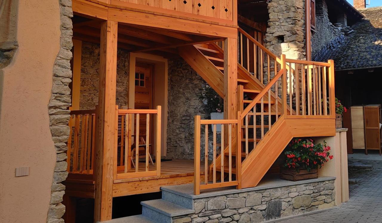 Au Fond Du Bourg Apartamento Aosta Exterior foto