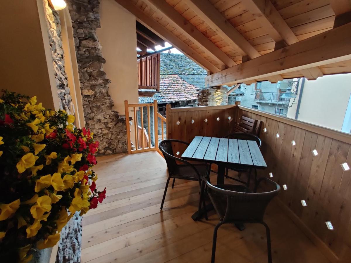 Au Fond Du Bourg Apartamento Aosta Exterior foto